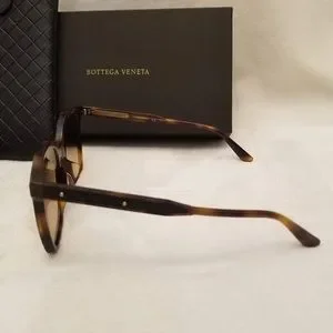 Bottega Veneta | Accessories | Bottega Veneta Sunglasses  display picture 3